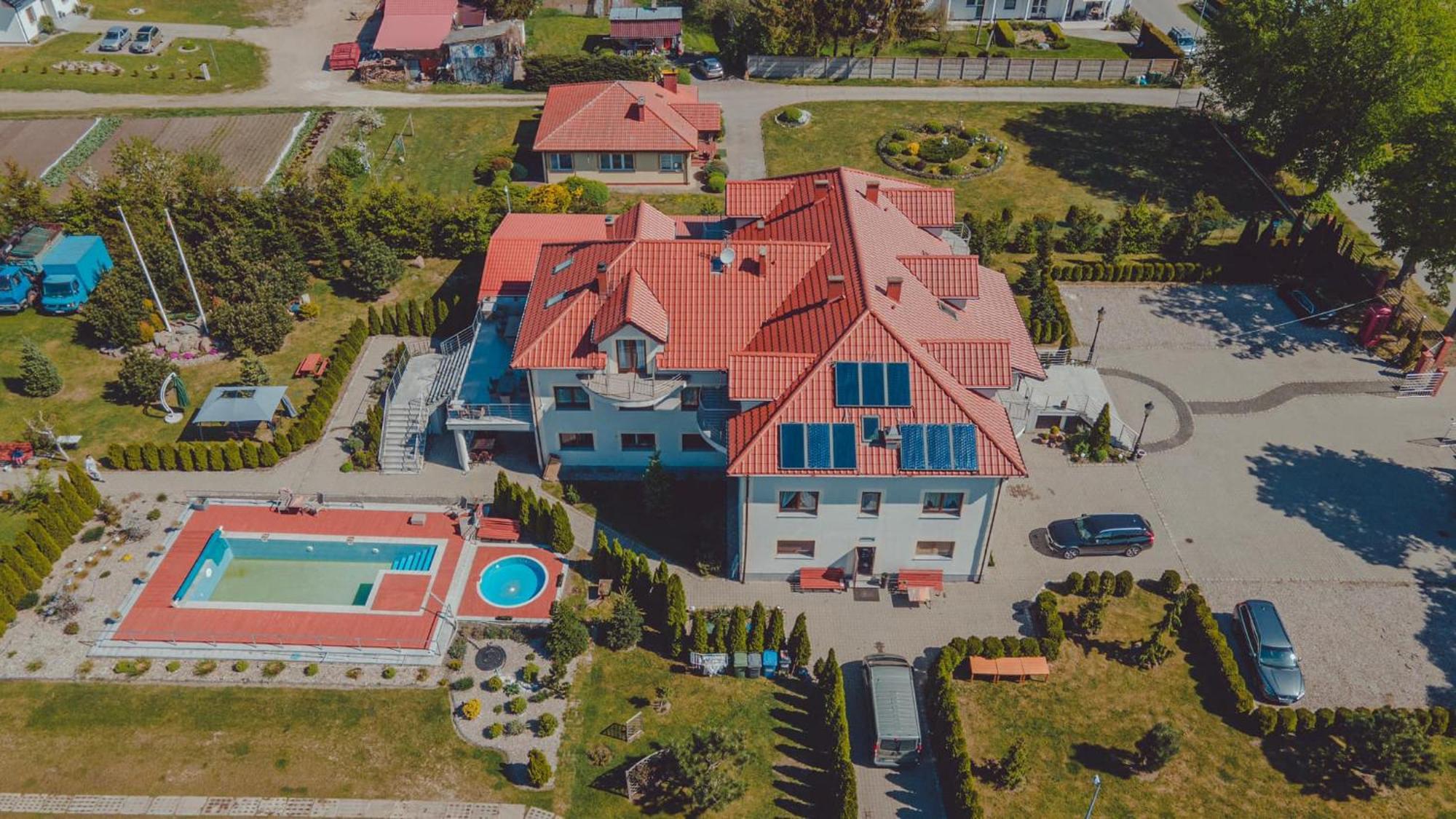 Hotel Nad Morzem- Art-Pension Swierzno Exterior photo